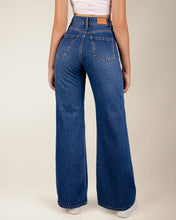 Cargar imagen en el visor de la galería, JEAN MOM FLARE RIGIDO TIRO ALTO 4144