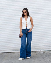 Cargar imagen en el visor de la galería, JEAN MOM FLARE RIGIDO TIRO ALTO 4144