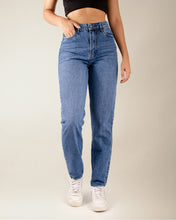 Cargar imagen en el visor de la galería, JEAN MOM FIT RIGIDO TIRO ALTO 4157
