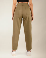 Cargar imagen en el visor de la galería, PANTALON  MOM FIT STRETCH TIRO ALTO OLIVA  4175
