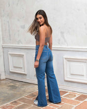Cargar imagen en el visor de la galería, JEAN MOM FLARE RIGIDO TIRO ALTO 4185
