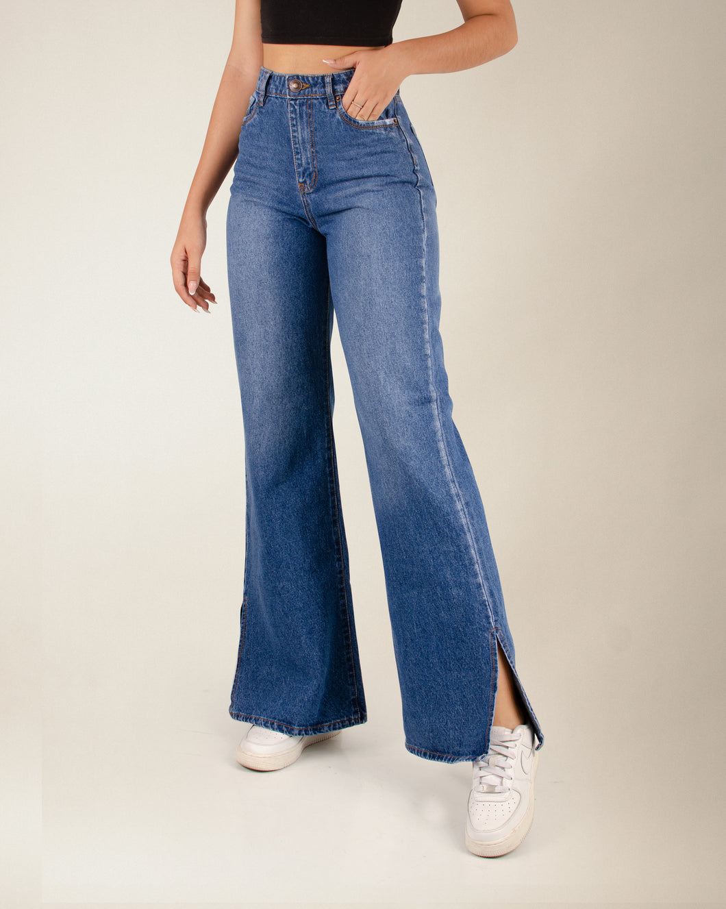 JEAN MOM FLARE RIGIDO TIRO ALTO 4185