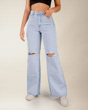 Cargar imagen en el visor de la galería, JEAN MOM FLARE RIGIDO TIRO ALTO 4196
