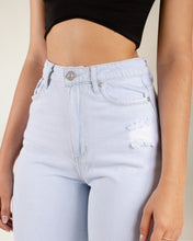 Cargar imagen en el visor de la galería, JEAN MOM FLARE RIGIDO TIRO ALTO 4196-2
