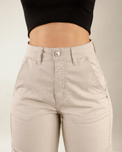 Cargar imagen en el visor de la galería, PANTALON STRAIGHT CARGO STRETCH TIRO ALTO 4199
