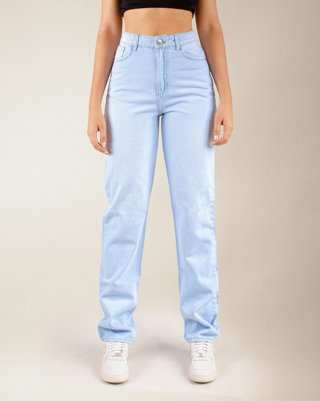 JEAN STRAIGHT SLIM RIGIDO TIRO ALTO 4203