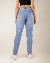 Cargar imagen en el visor de la galería, JEAN MOM FIT RIGIDO TIRO ALTO 4205
