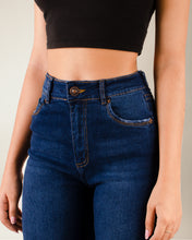 Cargar imagen en el visor de la galería, JEAN MOM FIT STRETCH TIRO ALTO 4208
