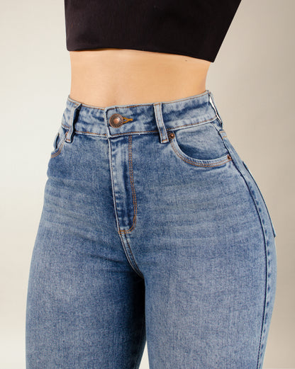 JEAN SKINNY STRETCH TIRO ALTO 4213