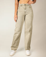 Cargar imagen en el visor de la galería, JEAN STRAIGHT LENGHT RIGIDO TIRO ALTO 4295
