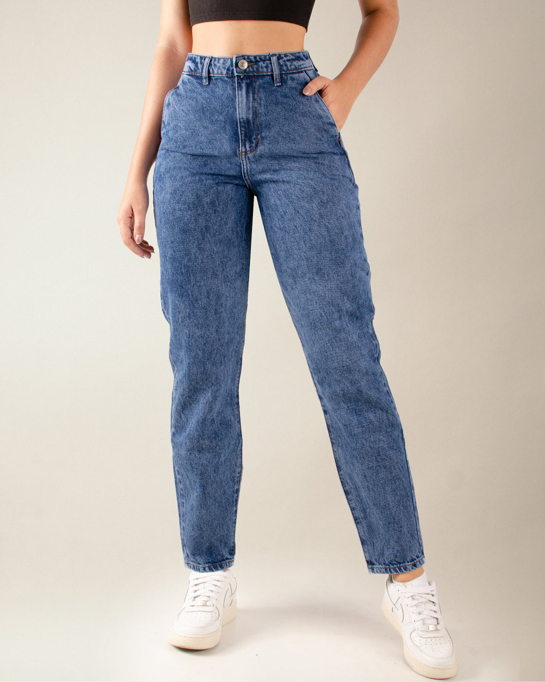 JEAN MOM FIT RIGIDO TIRO ALTO 4236