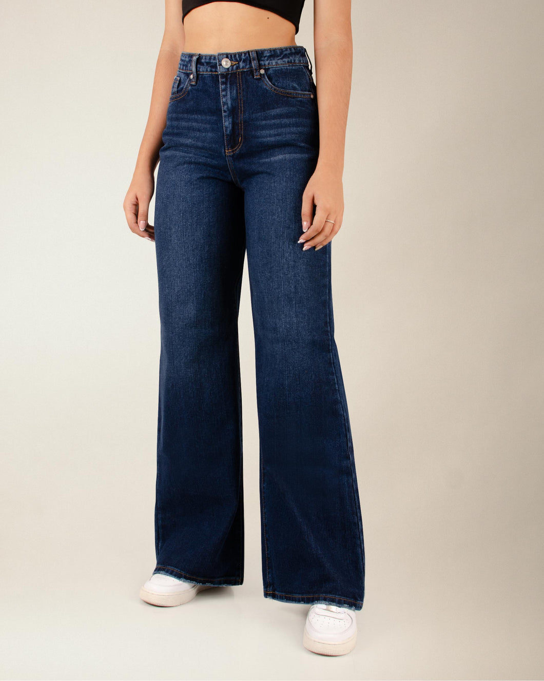 JEAN MOM FLARE RIGIDO TIRO ALTO 4242