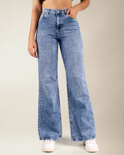 Cargar imagen en el visor de la galería, JEAN MOM FLARE STRETCH TIRO ALTO 4245
