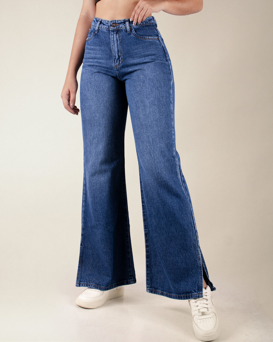 JEAN MOM FLARE RIGIDO TIRO ALTO 4257