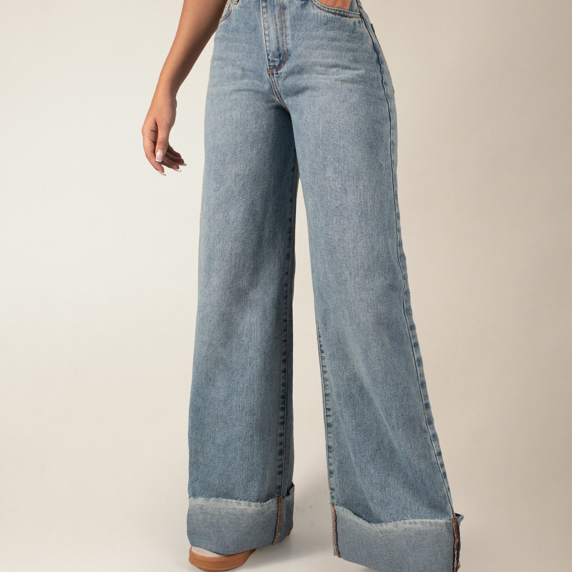 JEAN WIDE LEG RIGIDO TIRO ALTO 4262 CLARO