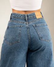 Cargar imagen en el visor de la galería, JEAN WIDE LEG RIGIDO TIRO ALTO 4262
