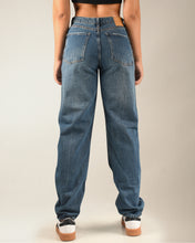 Cargar imagen en el visor de la galería, JEANSTRAIGHT SLIM RIGIDO TIRO MEDIO 4264

