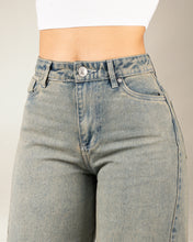 Cargar imagen en el visor de la galería, JEAN STRAIGHT LENGHT RIGIDO TIRO ALTO 4268
