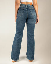 Cargar imagen en el visor de la galería, JEAN MOM FLARE STRETCH TIRO ALTO 4275
