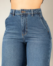 Cargar imagen en el visor de la galería, JEAN STRAIGHT LENGHT RIGIDO TIRO ALTO 4278
