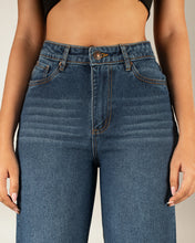 Cargar imagen en el visor de la galería, JEAN MOM FLARE RIGIDO TIRO ALTO 4331
