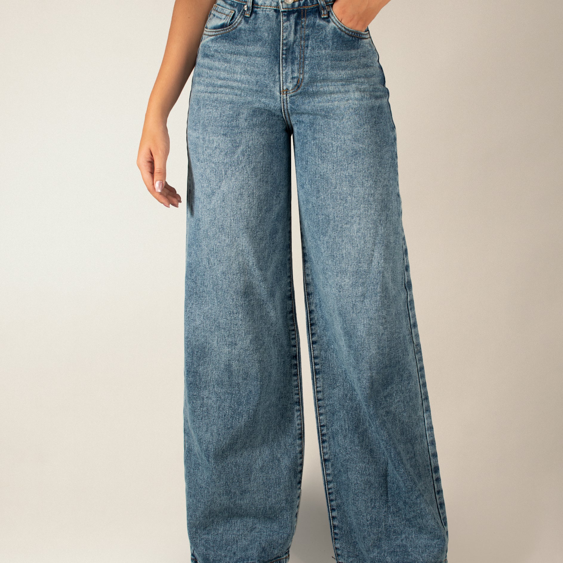 JEAN WIDE LEG RIGIDO TIRO ALTO 4340