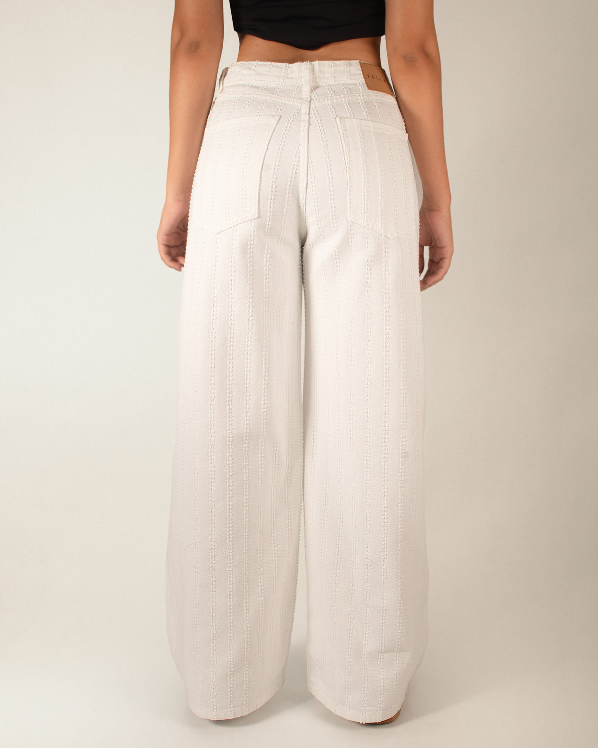 JEAN STRAIGHT LENGTH RIGIDO TIRO MEDIO 4346