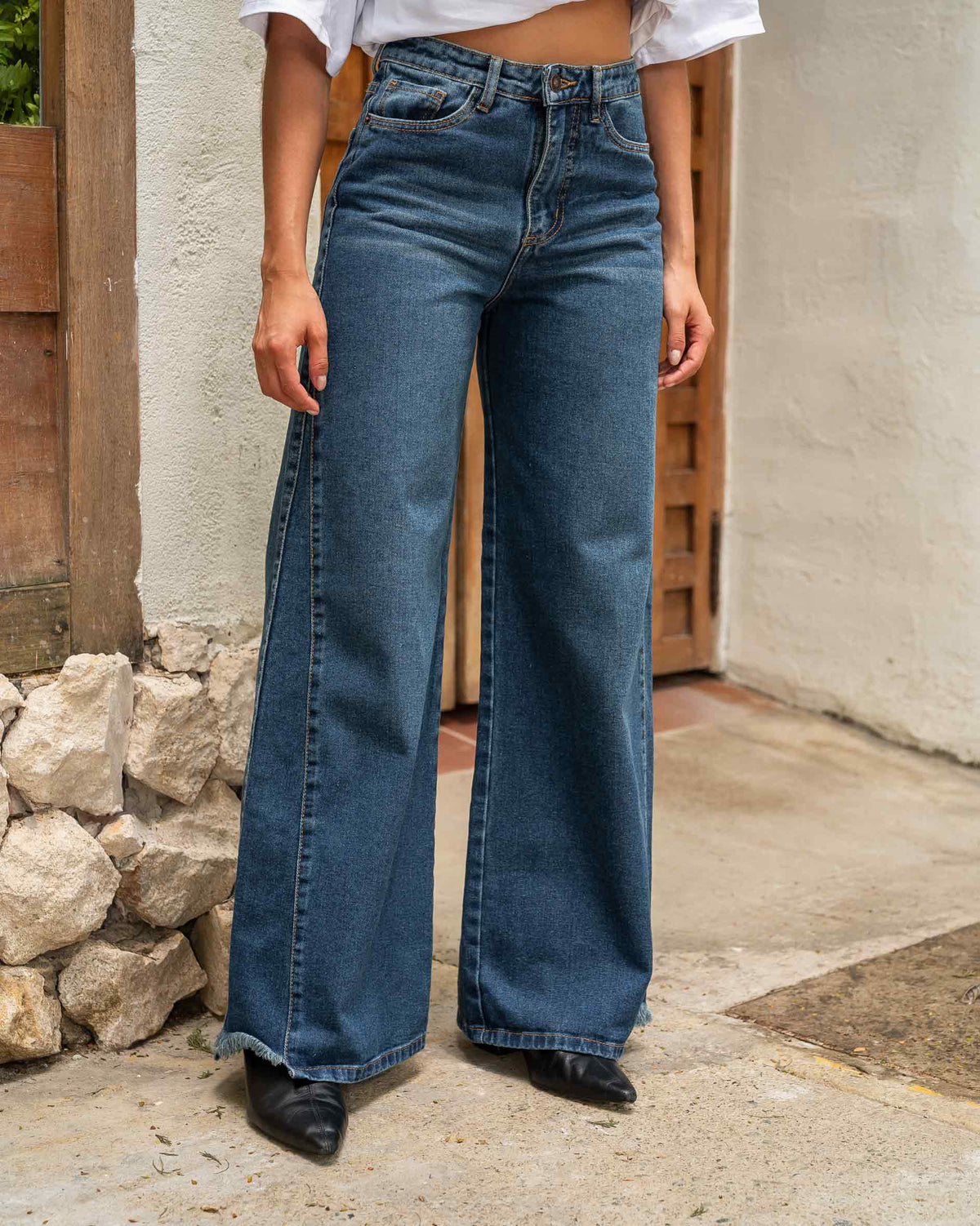 JEAN WIDE LEG RIGIDO TIRO ALTO 4339
