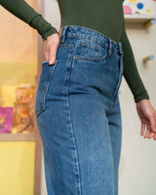 Cargar imagen en el visor de la galería, JEANSTRAIGHT SLIM RIGIDO TIRO MEDIO 4264

