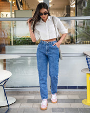Cargar imagen en el visor de la galería, JEAN MOM FIT RIGIDO TIRO ALTO 4236
