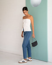 Cargar imagen en el visor de la galería, JEAN MOM FIT STRETCH TIRO ALTO 4207
