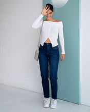 Cargar imagen en el visor de la galería, JEAN MOM FIT STRETCH TIRO ALTO 4208
