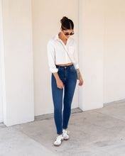 Cargar imagen en el visor de la galería, JEAN SKINNY STRETCH TIRO ALTO 4212
