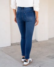 Cargar imagen en el visor de la galería, JEAN SKINNY STRETCH TIRO ALTO 4212
