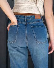 Cargar imagen en el visor de la galería, JEAN STRAIGHT LENGHT RIGIDO TIRO ALTO 4278
