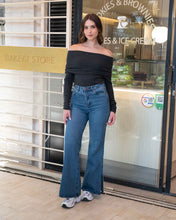 Cargar imagen en el visor de la galería, JEAN MOM FLARE RIGIDO TIRO ALTO 4276
